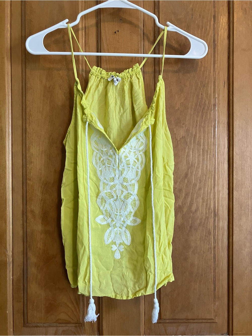 BB Dakota Yellow Sleeveless Embroidered Tie-Front Camisole